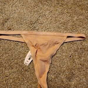 Victoria's Secret V string